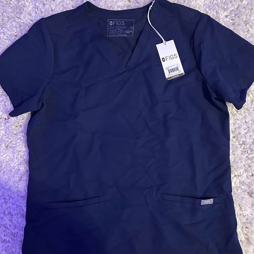 Figs Casma Three Pocket Scrub Top